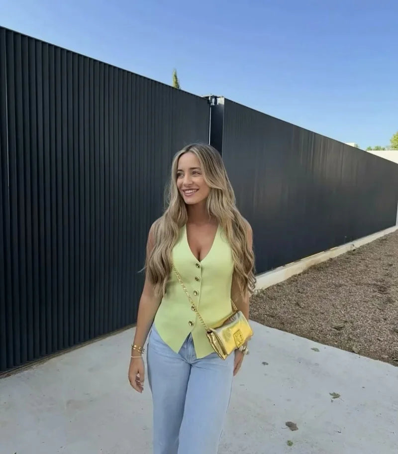 Women’s Sleeveless Knit Vest